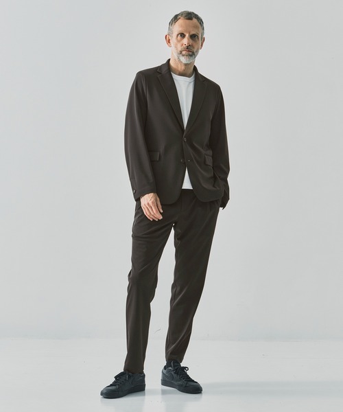 THE TOKYO(ザトウキョウ)の「【THE TOKYO/ザトウキョウ】Light Matte Stretch Jersey Easy Tapered Pants(スラックス・メンズ・ダークブラウン/ブラック・44/48/46)」の13枚目の写真