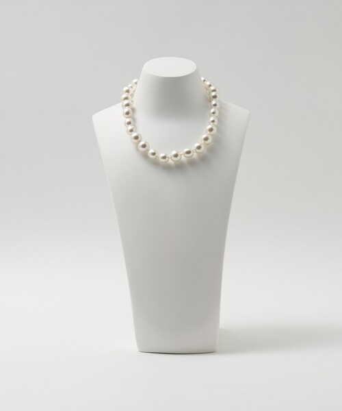 UNITED ARROWS（ユナイテッドアローズ）の「イミテーション バロックパール ネックレス（ネックレス・レディース・ホワイト・FREE）」の4枚目の写真