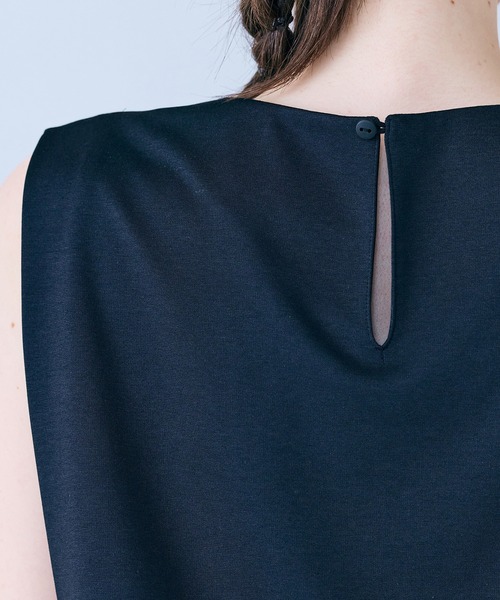 Audie a Muses(オーディアミューズ)の「ウエスト切替ノースリーブカットソー(Tシャツ/カットソー・レディース・ブラック・42/38/36)」の15枚目の写真