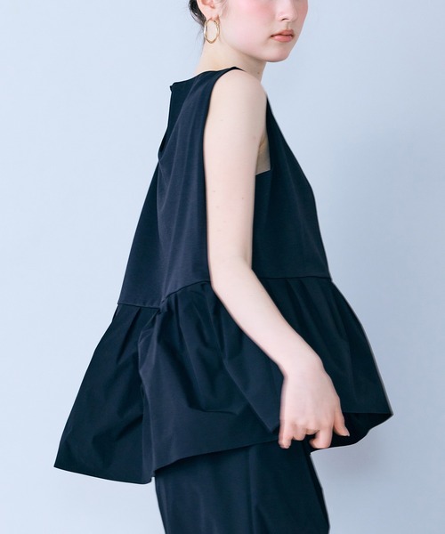 Audie a Muses(オーディアミューズ)の「ウエスト切替ノースリーブカットソー(Tシャツ/カットソー・レディース・ブラック・42/38/36)」の11枚目の写真