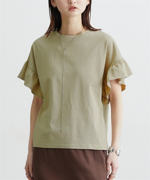 nissen(ニッセン)の「【汗じみにくい綿100%素材】フリル袖ドルマントップス(Tシャツ/カットソー・レディース・グレイッシュベージュ/ブラック/オフホワイト・M/L/LL/3L)」の2枚目の写真