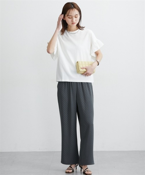 nissen(ニッセン)の「【汗じみにくい綿100%素材】フリル袖ドルマントップス(Tシャツ/カットソー・レディース・グレイッシュベージュ/ブラック/オフホワイト・M/L/LL/3L)」の21枚目の写真