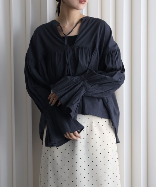 YENNA(イェンナ)の「インド綿ギャザー切替エアリーボリュームシアーブラウス(シャツ/ブラウス・レディース・スミクロ/ホワイト・FREE)」の14枚目の写真