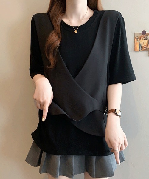 LUCPY（ラクピー）の「レイヤード風ベストドッキングトップス（その他トップス・レディース・ブラック・XX-LARGE/X-LARGE/LARGE/MEDIUM）」の4枚目の写真