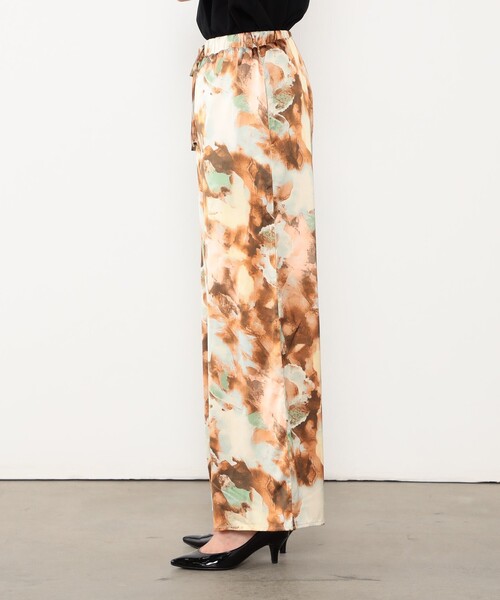 WALDO(ウォルド)の「ウエストゴムボカシプリントワイドパンツ(その他パンツ・レディース・グレー/ブラウン・FREE)」の3枚目の写真