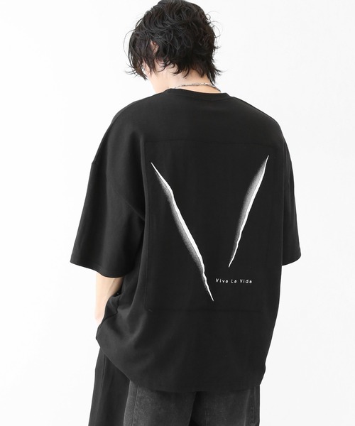 minsobi(ミンソビ)の「Vグラフィック 大判スクエアパッチデザイン ビッグシルエット半袖Tシャツ ユニセックス(Tシャツ/カットソー・メンズ・ブラック/ホワイト・FREE)」の1枚目の写真