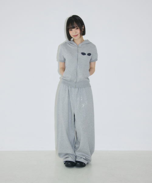 SLEEKGLOW（スリック グロウ）の「ホットフィックスオーバーサイズスウェットパンツ[グレー]（スウェットパンツ・レディース・その他・MEDIUM/SMALL）」の3枚目の写真