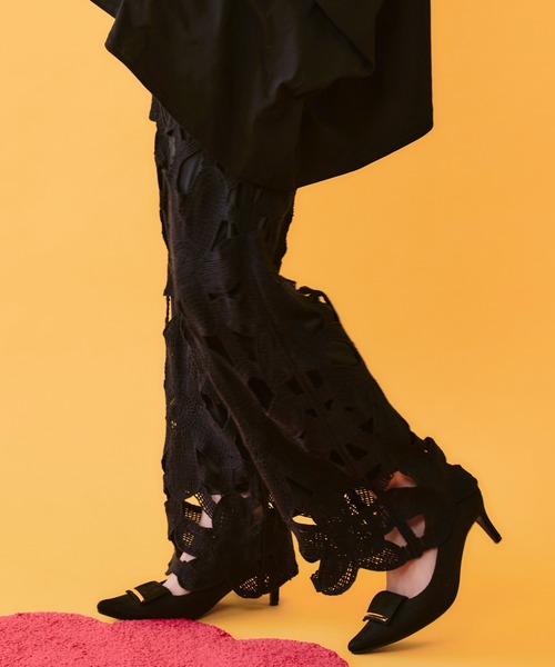 ScoLar(スカラー)の「162660:かぎ針風 大花レース編みパンツ(その他パンツ・レディース・ブラック/アイボリー・M)」の5枚目の写真