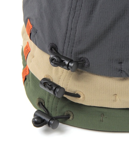 UNIVERSAL OVERALL(ユニバーサルオーバーオール)の「【UNIVERSAL OVERALL】別注 NYLON SHORT BRIM CAP(キャップ・メンズ・ダークグレー/カーキ/ブラック/ベージュ・FREE)」の11枚目の写真