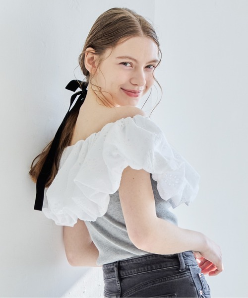 etre loin(エトルワン)の「エンブロイダリーバルーンカラーニットトップス / Embroidered balloon collar knit top(ニット/セーター・レディース・ブラック×ホワイト/グレー/ブラック・M)」の3枚目の写真