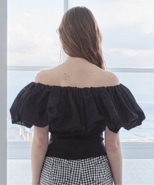etre loin(エトルワン)の「エンブロイダリーバルーンカラーニットトップス / Embroidered balloon collar knit top(ニット/セーター・レディース・ブラック×ホワイト/グレー/ブラック・M)」の9枚目の写真