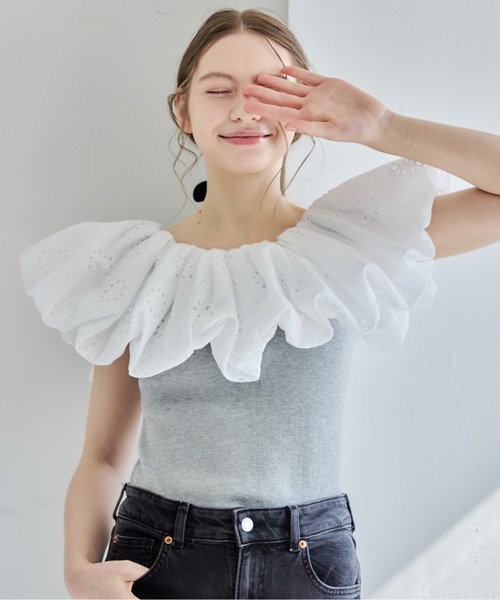 etre loin(エトルワン)の「エンブロイダリーバルーンカラーニットトップス / Embroidered balloon collar knit top(ニット/セーター・レディース・ブラック×ホワイト/グレー/ブラック・M)」の16枚目の写真