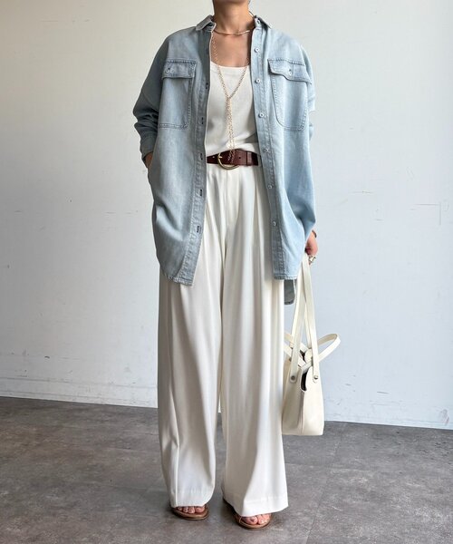 DouDou(ドゥドゥ)の「【Healthy denim】Almond(シャツ/ブラウス・レディース・ブルー系その他・1)」の4枚目の写真
