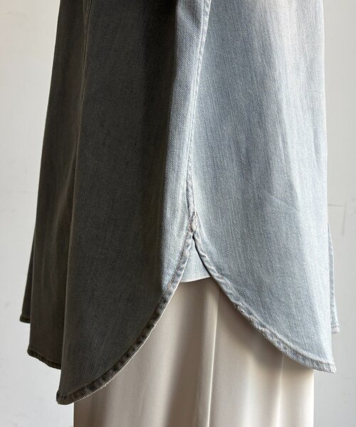 DouDou(ドゥドゥ)の「【Healthy denim】Almond(シャツ/ブラウス・レディース・ブルー系その他・1)」の15枚目の写真