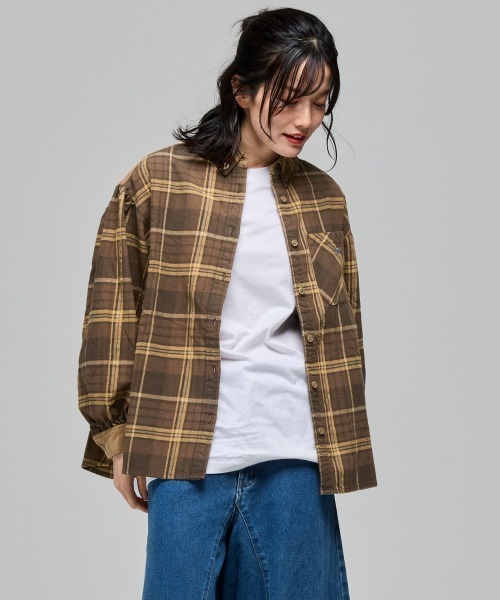 KRIFF MAYER Lady's Collection(クリフメイヤーレディースコレクション)の「ビエラバックギャザーシャツ(シャツ/ブラウス・レディース・ブラウン/オリーブ/ナチュラル/モカ/その他5/チャコール/アイボリー・LARGE/MEDIUM)」の22枚目の写真