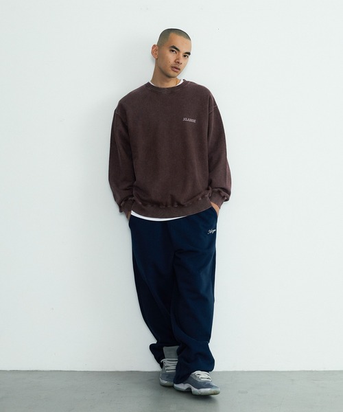 XLARGE（エクストララージ）の「WASHED BACKSIDE OG CREWNECK SWEATSHIRT（スウェット・メンズ・ブラック/ブルー/グレー/ブラウン・XL/L/M/S）」の17枚目の写真