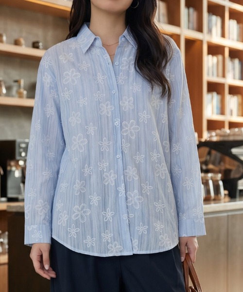umune(ウムネ)の「ストライプ×花柄シアー長袖シャツブラウス(シャツ/ブラウス・レディース・オフホワイト/サックスブルー/ライトベージュ・FREE)」の11枚目の写真