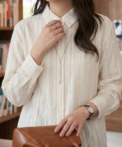 umune(ウムネ)の「ストライプ×花柄シアー長袖シャツブラウス(シャツ/ブラウス・レディース・オフホワイト/サックスブルー/ライトベージュ・FREE)」の14枚目の写真