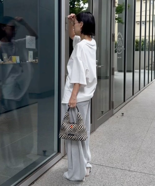 Ameri（アメリ）の「WIDE EGG SWEAT PANTS（スウェットパンツ・レディース・ネイビー/グレー/ピンク・MEDIUM/SMALL）」の8枚目の写真