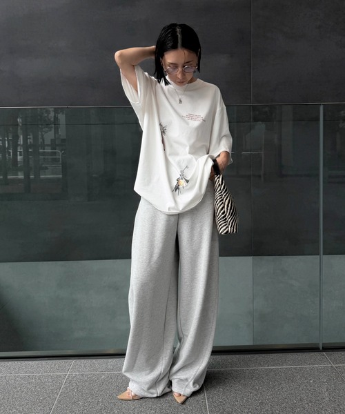 Ameri（アメリ）の「WIDE EGG SWEAT PANTS（スウェットパンツ・レディース・ネイビー/グレー/ピンク・MEDIUM/SMALL）」の11枚目の写真