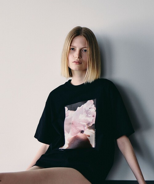 AEWEN MATOPH(イウエン マトフ)の「<Kei Sakakura for AEWEN MATOPH>フォトTシャツ Sweet pea vein(Tシャツ/カットソー・レディース・ホワイト/ブラック・FREE)」の3枚目の写真