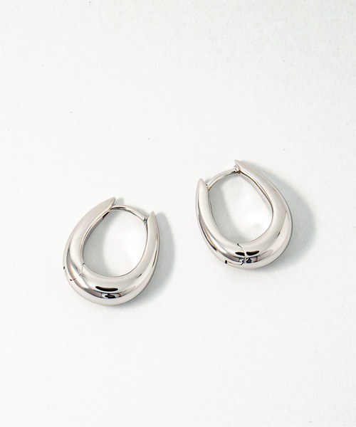 TOM WOOD(トムウッド)の「【TOMWOOD】Liz Hoops シルバー ピアス ユニセックス(ピアス(両耳用)・レディース・シルバー・FREE)」の1枚目の写真