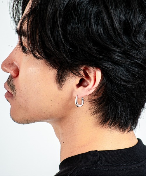 TOM WOOD(トムウッド)の「【TOMWOOD】Liz Hoops シルバー ピアス ユニセックス(ピアス(両耳用)・レディース・シルバー・FREE)」の7枚目の写真