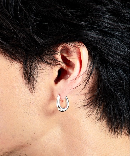 TOM WOOD(トムウッド)の「【TOMWOOD】Liz Hoops シルバー ピアス ユニセックス(ピアス(両耳用)・レディース・シルバー・FREE)」の8枚目の写真