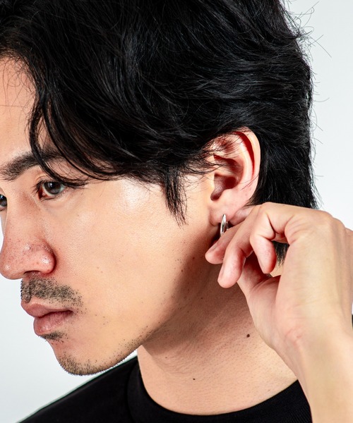 TOM WOOD(トムウッド)の「【TOMWOOD】Liz Hoops シルバー ピアス ユニセックス(ピアス(両耳用)・レディース・シルバー・FREE)」の9枚目の写真