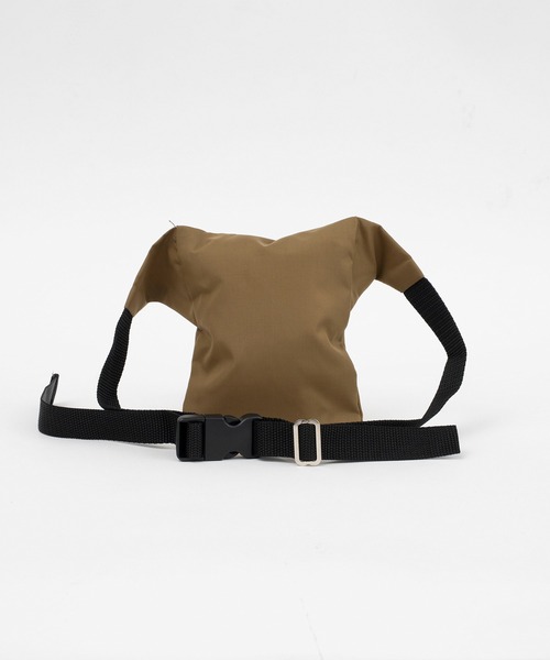 GOOD DEAL（グッドディール）の「Tough Traveler / タフトラベラー / CELL BELT vertical / ウエストポーチ（ボディバッグ/ウエストポーチ・レディース・ブラック/グリーン/Royal/タン/ベージュ系その他/グレー系その他/パープル/レッド・FREE）」の18枚目の写真
