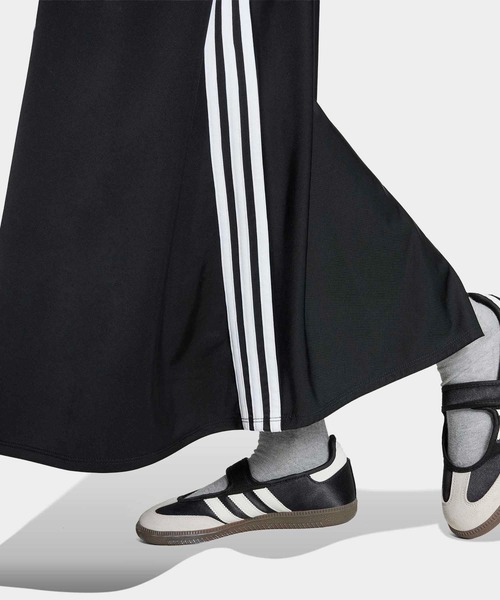 adidas(アディダス)の「ファイヤーバード スカート / アディダスオリジナルス adidas Originals(スカート・レディース・ブラック・SMALL/MEDIUM/LARGE/XX-LARGE/X-LARGE/X-SMALL)」の4枚目の写真
