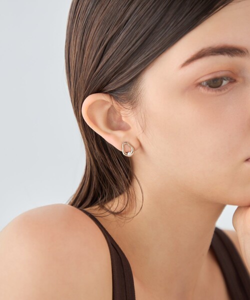 ete（エテ）の「[ONLINE Limited] パール ループイヤリング（イヤリング・レディース・ピンクゴールド/プラチナム/イエローゴールド・FREE）」の15枚目の写真