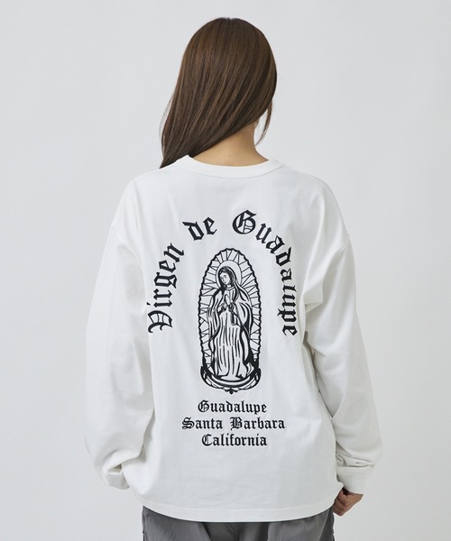 ムラサキスポーツ(ムラサキスポーツ)の「DEAR LAUREL/ディアローレル 長袖 Tシャツ ロンT バックプリント DL26F-2201(Tシャツ/カットソー・メンズ・オレンジ/ブラック/ホワイト・L/M/XL)」の2枚目の写真