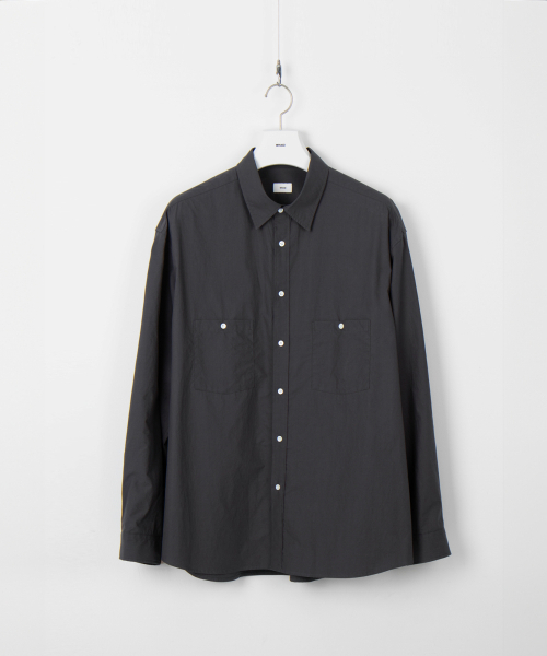WHAGI(ワギ)の「アーキタクトワークシャツ(チャコール)(シャツ/ブラウス・レディース・その他・MEDIUM/LARGE)」の1枚目の写真