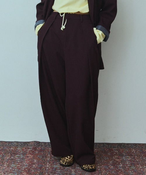 RiC(リック)の「WIDE TUCK TROUSERS(スラックス・レディース・ネイビー/ワイン/チェック・M/S)」の2枚目の写真