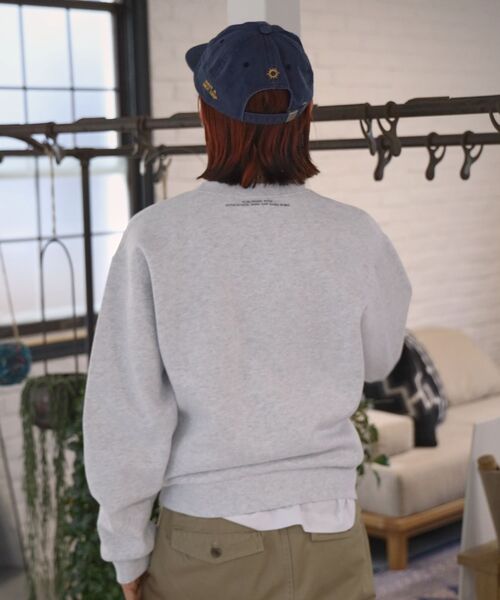 FFEIN(フェイン)の「*新色追加【FFEIN(フェイン)】ヘビーウエイトサークルロゴスウェット / 裏起毛 スウェット クルーネック ワンポイント プリント(スウェット・メンズ・ブラック/ブラウン/ネイビー/アッシュグレー/ワイン・SMALL/LARGE/MEDIUM)」の12枚目の写真