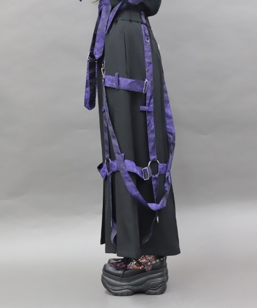 axes femme(アクシーズファム)の「ハーネス袴パンツ(その他パンツ・レディース・ローズ/レッドパープル/ブラック・SMALL/MEDIUM/LARGE)」の7枚目の写真