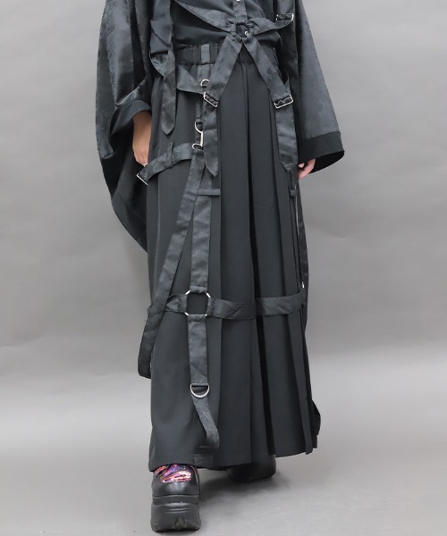 axes femme(アクシーズファム)の「ハーネス袴パンツ(その他パンツ・レディース・ローズ/レッドパープル/ブラック・SMALL/MEDIUM/LARGE)」の11枚目の写真
