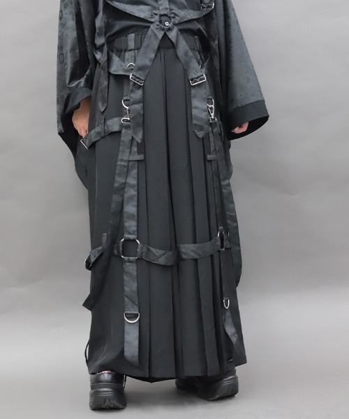 axes femme(アクシーズファム)の「ハーネス袴パンツ(その他パンツ・レディース・ローズ/レッドパープル/ブラック・SMALL/MEDIUM/LARGE)」の12枚目の写真