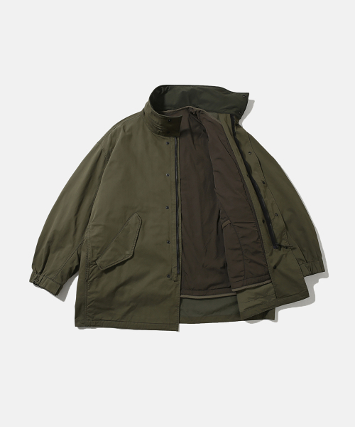 MOIF（モイフ）の「[AW26] ワイドファネルフィールドパーカー / オリーブ（その他アウター・メンズ・その他・2(M)/3(L)/1(S)）」の5枚目の写真