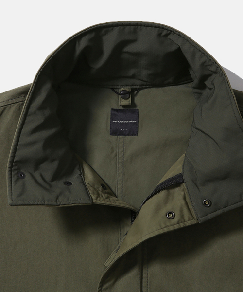 MOIF（モイフ）の「[AW26] ワイドファネルフィールドパーカー / オリーブ（その他アウター・メンズ・その他・2(M)/3(L)/1(S)）」の11枚目の写真