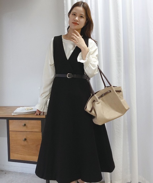CORNERS(コーナーズ)の「フェイクウールノースリカシュクールワンピース(ワンピース・レディース・ブラック/グレー・M)」の4枚目の写真