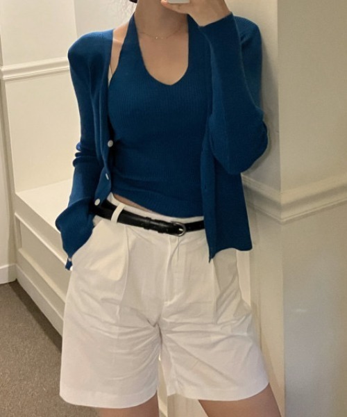 FLINEA(フリネア)の「ニットホルターネックタンクトップ&シングルブレストカーディガンセットアップ(セットアップ・レディース・ブラック/ブルー/グレイッシュベージュ・FREE)」の14枚目の写真
