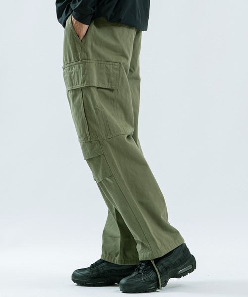 Universal Style Wear(ユニバーサルスタイルウェア)の「ワイドカーゴパンツ(カーゴパンツ・メンズ・カーキ/ブラック・LARGE/MEDIUM/SMALL)」の19枚目の写真
