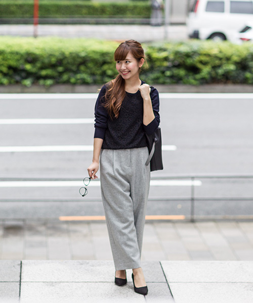 NATURAL BEAUTY BASIC（ナチュラルビューティーベーシック）の「レースニット（ニット/セーター・レディース・ネイビー/ボルドー/グレー・MEDIUM）」の4枚目の写真