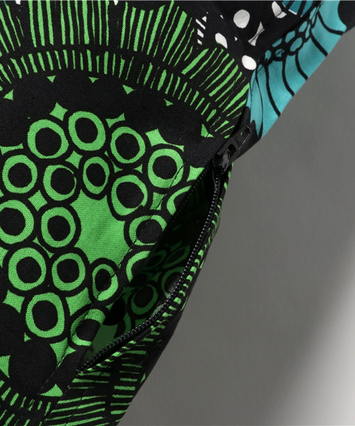 marimekko（マリメッコ）の「PIENI SIIRTOLAPUUTARHA / CUSHION COVER 50×50㎝（クッション/クッションカバー・レディース・グリーン・FREE）」の4枚目の写真