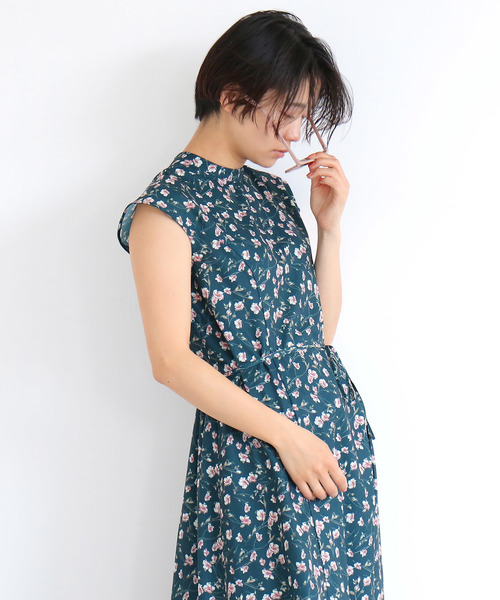 FREE'S MART（フリーズマート）の「小花ハイネックロングワンピース（ワンピース・レディース・ブラック系その他/グリーン系その他/シャーベット・FREE）」の7枚目の写真