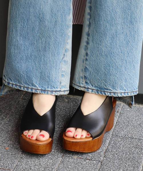 eness（エネス）の「【ENESS/エネス】別注ウェッジサンダル◆（サンダル・レディース・ブラック/ブラウン系その他・36/37/38）」の2枚目の写真