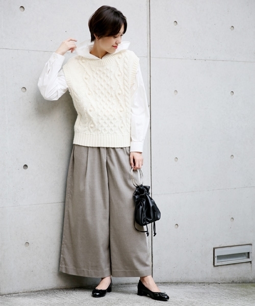 LOWRYS FARM（ローリーズファーム）の「３Ｇケーブルベスト　805088（ベスト・レディース・ブラック/オフホワイト/ベージュ・MEDIUM/LARGE）」の12枚目の写真