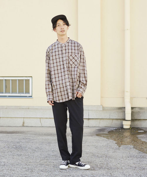 L&HARMONY（エルアンドハーモニー）の「[L&HARMONY / エルアンドハーモニー] レトロチェックルーズバンドカラーシャツ（シャツ/ブラウス・メンズ・ブラック/ベージュ・LARGE/MEDIUM）」の5枚目の写真